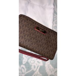 Michael Kors wallet